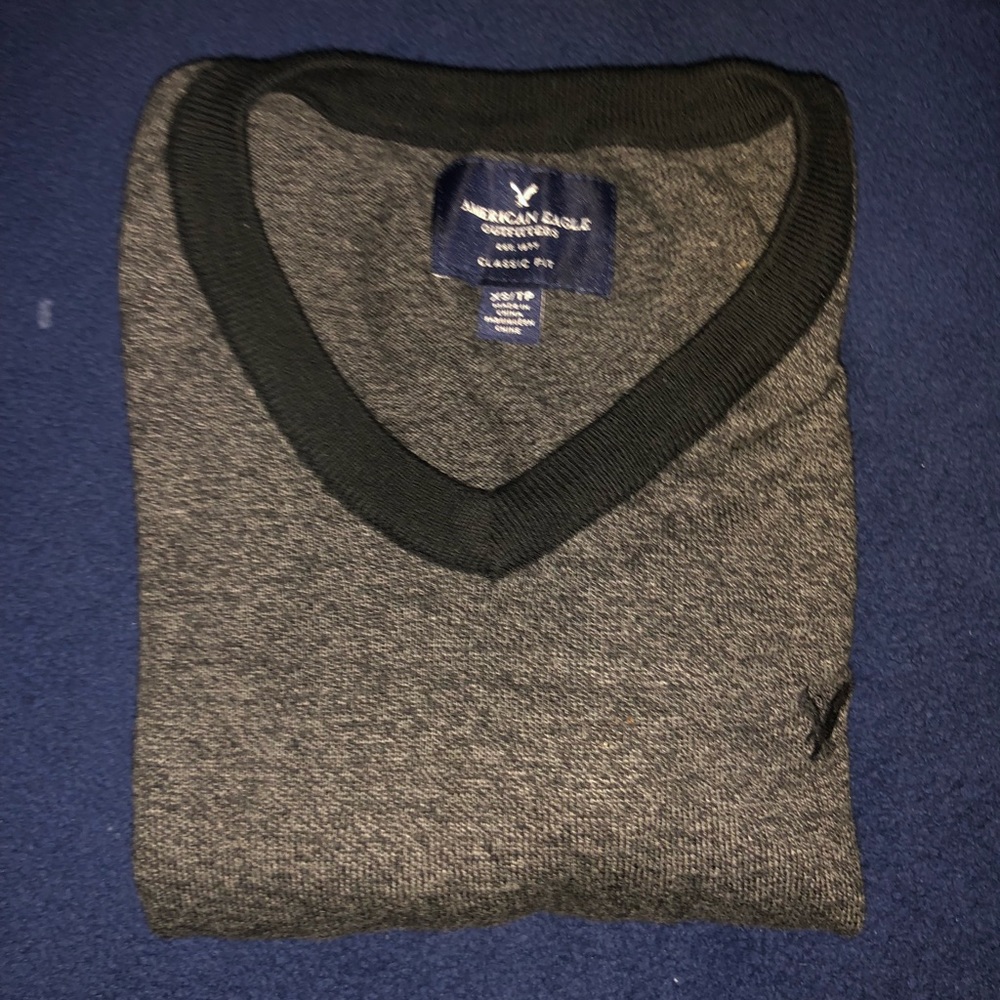 American eagle muscle sweater